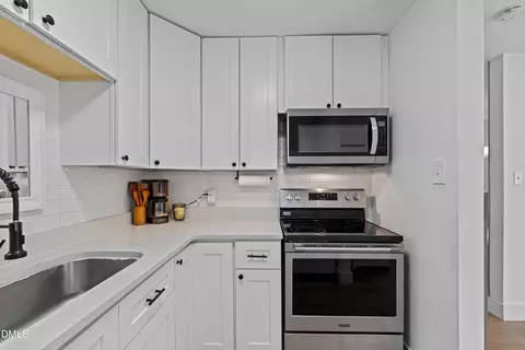 Kitchen - 426 Walton St, Durham, NC 27703 photo 2 of 3