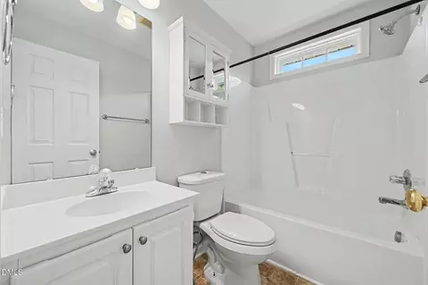 Bath - 6 Coriander Ct, Durham, NC 27713 photo 1 of 4