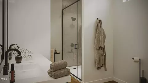 Bath - 1103 Camden Ave, Durham, NC 27701 photo 3 of 4