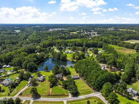 View/Area - 205 William Dr, Benson, NC 27504 photo 10 of 11