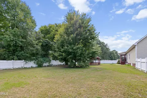 Exterior - 541 Spruce Meadows Ln, Willow Spring, NC 27592 photo 7 of 9