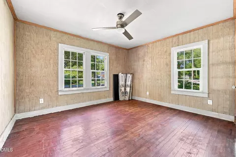 Bedroom - 207 Pendergraft Rd, Bunnlevel, NC 28323 photo 3 of 3