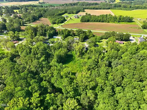 View/Area - 207 Pendergraft Rd, Bunnlevel, NC 28323 photo 6 of 7