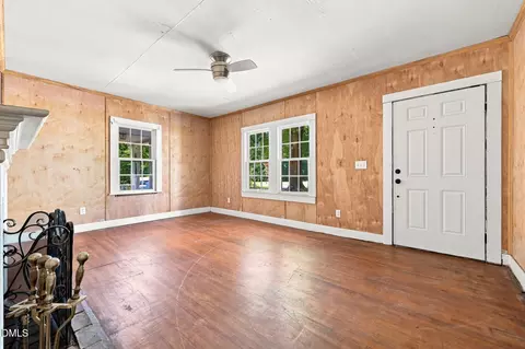 Living - 207 Pendergraft Rd, Bunnlevel, NC 28323 photo 1 of 6