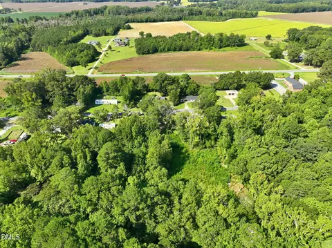View/Area - 207 Pendergraft Rd, Bunnlevel, NC 28323 photo 5 of 7