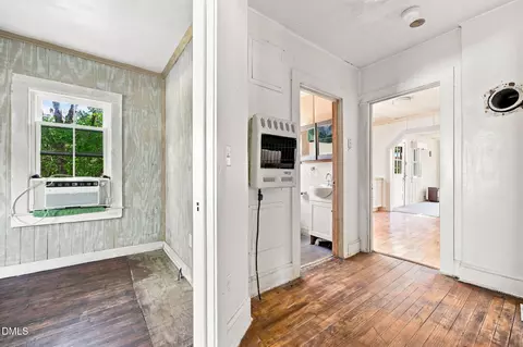 Entry Way - 207 Pendergraft Rd, Bunnlevel, NC 28323 photo 1 of 1
