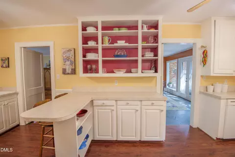 Kitchen - 1605 Longview Ave, Tarboro, NC 27886 photo 1 of 5