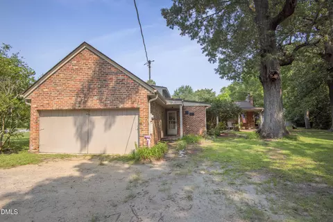 Exterior - 1605 Longview Ave, Tarboro, NC 27886 photo 2 of 7