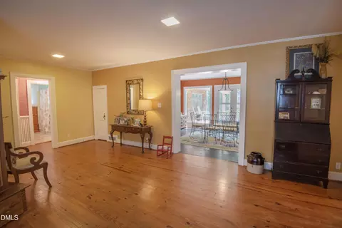 Entry Way - 1605 Longview Ave, Tarboro, NC 27886 photo 1 of 2