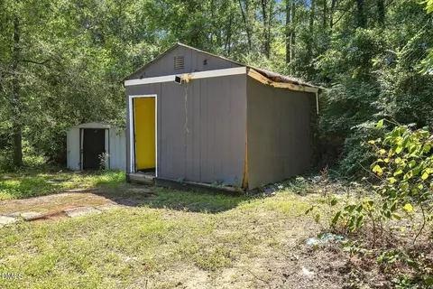 Exterior - 2641 Kirk Rd, Durham, NC 27705 photo 4 of 6
