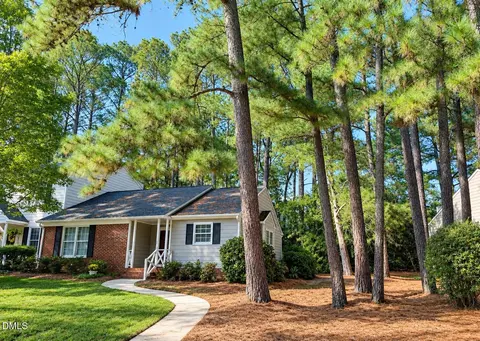 212 Wetherburn Ln, Raleigh, NC 27615