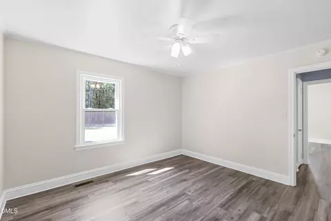 Bedroom - 2438 Nc 27, Coats, NC 27521 photo 3 of 5