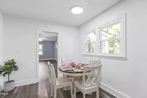 Dining - 2438 Nc 27, Coats, NC 27521 photo 2 of 2