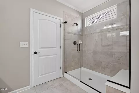 Bath - 403 Tuttle Rd, Durham, NC 27703 photo 2 of 7
