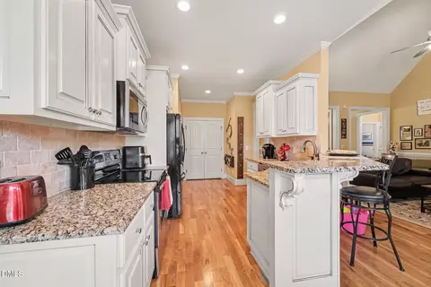 Kitchen - 8201 Plum Bush Ct, Willow Spring, NC 27592 photo 3 of 3