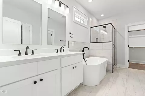 Bath - 230 Sutherland Dr, Franklinton, NC 27525 photo 4 of 5