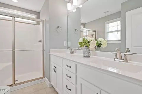 Bath - 117 Sunfish St, Smithfield, NC 27577 photo 2 of 3