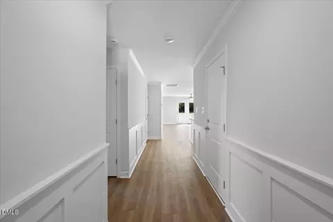 Entry Way - 314 E Howard St, Roseboro, NC 28382 photo 1 of 1