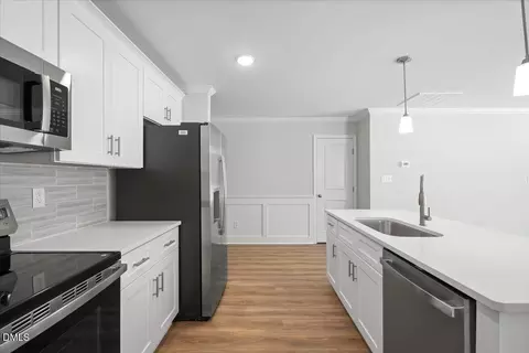 Kitchen - 314 E Howard St, Roseboro, NC 28382 photo 4 of 4