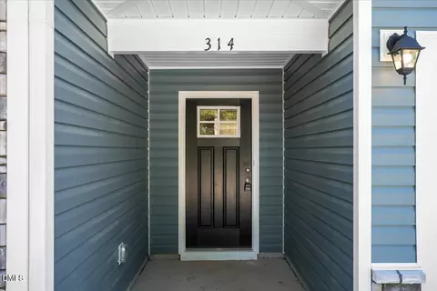 Other - 314 E Howard St, Roseboro, NC 28382 photo 5 of 13