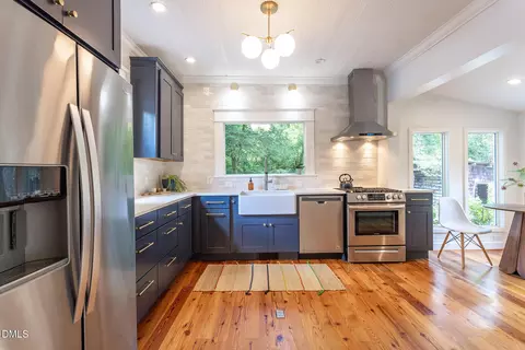 Kitchen - 309 Edward St, Durham, NC 27701 photo 2 of 4