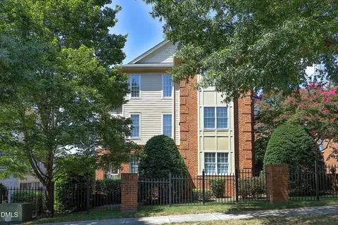 431 W Barbee Chapel Rd, Chapel Hill, NC 27517