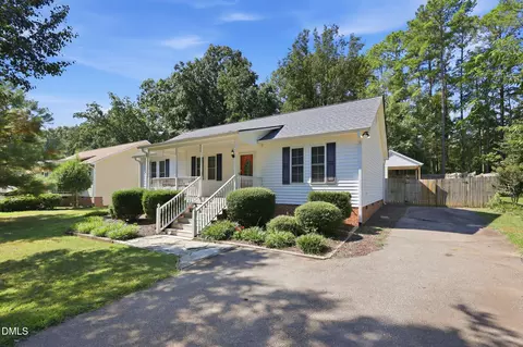 476 Shawnee Dr, Louisburg, NC 27549