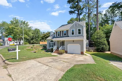 Exterior - 101 Gatepost Ln, Cary, NC 27513 photo 2 of 12