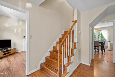 Entry Way - 101 Gatepost Ln, Cary, NC 27513 photo 3 of 4