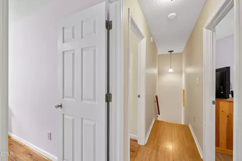 Entry Way - 101 Gatepost Ln, Cary, NC 27513 photo 4 of 4