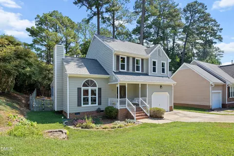 Exterior - 101 Gatepost Ln, Cary, NC 27513 photo 3 of 12
