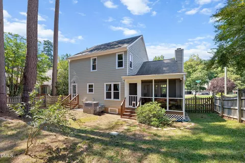Exterior - 101 Gatepost Ln, Cary, NC 27513 photo 7 of 12