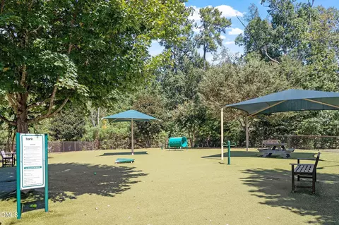View/Area - 1033 Laredo Ln, Durham, NC 27703 photo 3 of 3