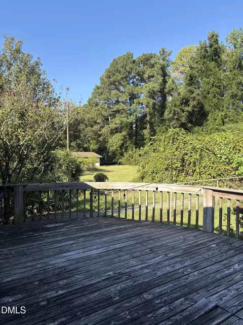 Exterior - 30 Ormsby Ct, Spring Lake, NC 28390 photo 3 of 8