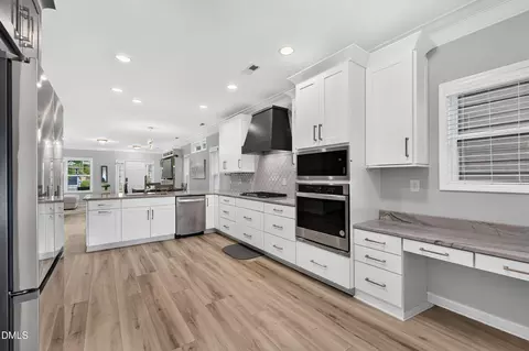 Kitchen - 902 Shoofly Path, Apex, NC 27502 photo 2 of 3