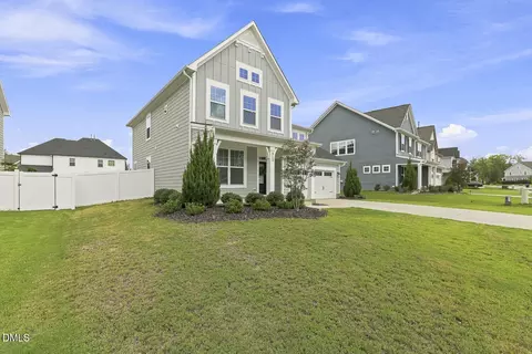 312 Faxton Way, Holly Springs, NC 27540