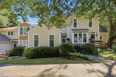 101 Thomas Ln, Carrboro, NC 27510