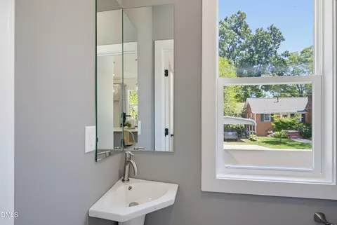 Bath - 2503 Lednum St, Durham, NC 27705 photo 2 of 5
