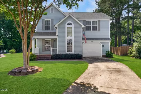 341 Stone Hedge Ct, Holly Springs, NC 27540
