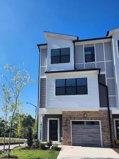 808 Portia Way, Morrisville, NC 27560