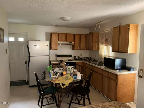 709 E 3rd St, Wendell, NC 27591 photo 2