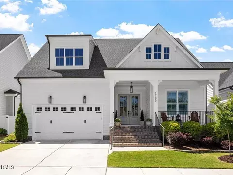 1745 Deacon Falls Way, Wendell, NC 27591