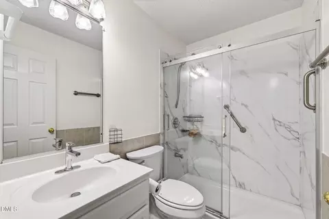 Bath - 229 Tecumseh Ct, Cary, NC 27513 photo 6 of 7
