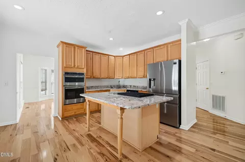 Kitchen - 229 Tecumseh Ct, Cary, NC 27513 photo 2 of 5
