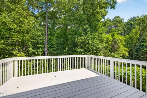 Exterior - 229 Tecumseh Ct, Cary, NC 27513 photo 6 of 11