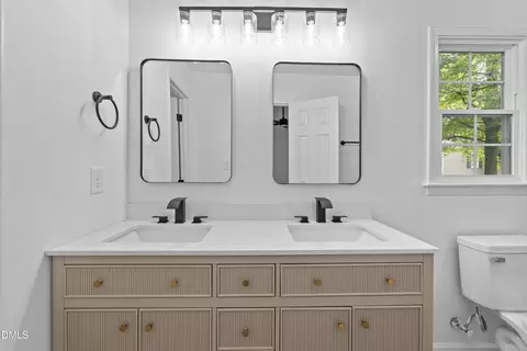 Bath - 3409 Spring Heather Ct, Willow Spring, NC 27592 photo 2 of 4