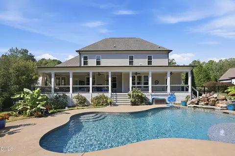 270 Rivers Edge Dr, Youngsville, NC 27596