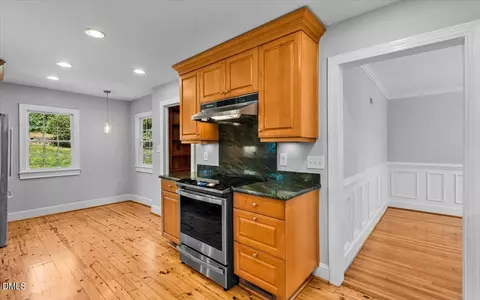 Kitchen - 2702 Augusta Dr, Durham, NC 27707 photo 4 of 5