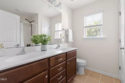 Bath - 809 Briana Dr, Durham, NC 27712 photo 4 of 5