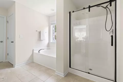 Bath - 809 Briana Dr, Durham, NC 27712 photo 2 of 5